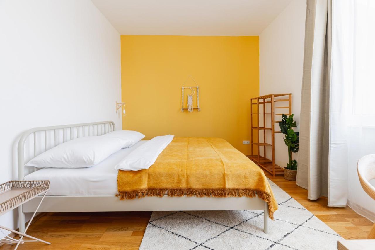 Bright Stylish Apartment With A Balcony In A Top Location Vienna Exterior photo